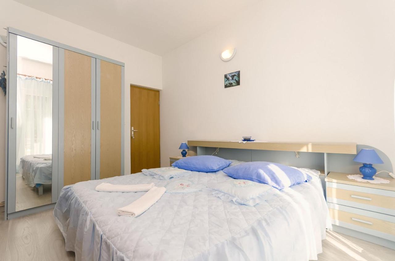Apartment And Rooms Ema โวดีเซ ภายนอก รูปภาพ